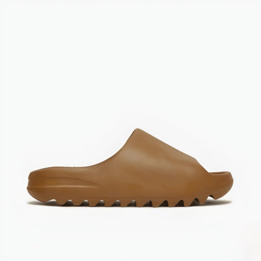 Adidas - Yeezy slide